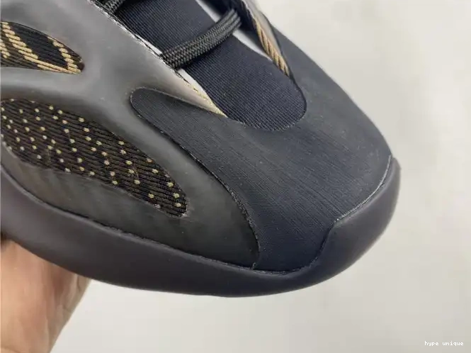 hype GY0189 V3 ADIDAS YEEZY 700 0610